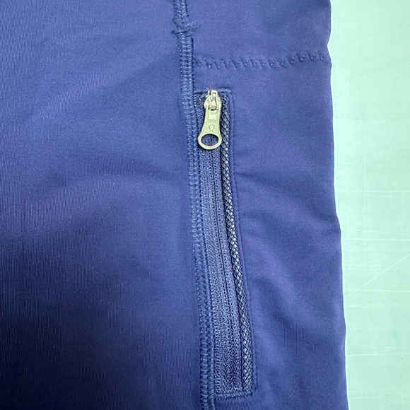 Lululemon Leggings Womens Size 4 Mesh In Motion Crop Yoga Workout Luxetreme - Picture 6 of 7